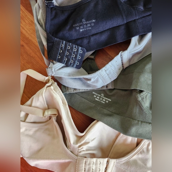 Nursing bras size XL - Picture 4 of 4